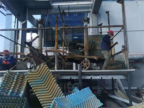 空調(diào)<a href=http://m.wangkuandian.cn/tags21_0.html target=_blank class=infotextkey>冷卻塔填料</a>除垢 水垢清洗 空調(diào)冷卻塔填充除垢清洗