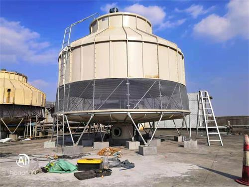 冷卻塔廠家不銹鋼冷卻塔內部配件如何定期清洗？(冷卻塔玻璃鋼和不銹鋼的區別)