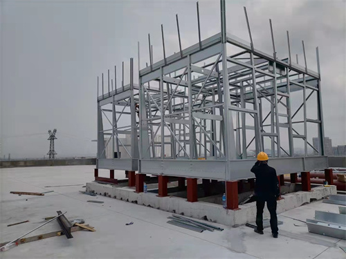 玻璃鋼化糞池憑借著幾大優勢已經成為一個佼佼者,玻璃鋼化糞池價格