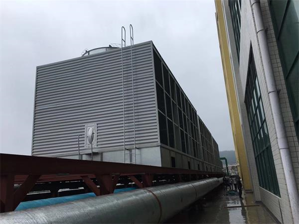 鄭州玻璃鋼罐有什么性能,鄭州玻璃鋼雕塑定做