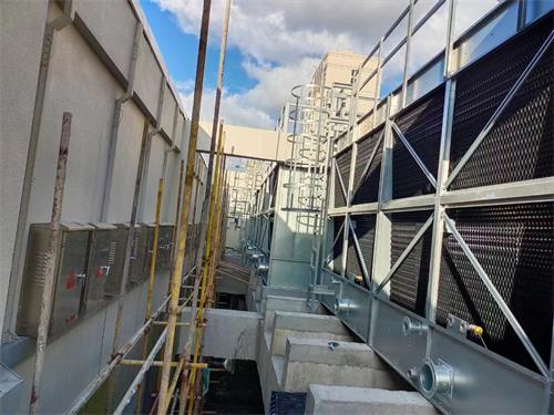 通過噪聲治理案例，我們將告訴您如何解決玻璃鋼冷卻塔的噪聲。,噪音治理